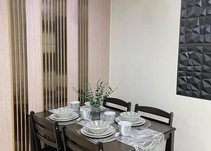 Aparthotel Trees Residences By Florales Staycation
