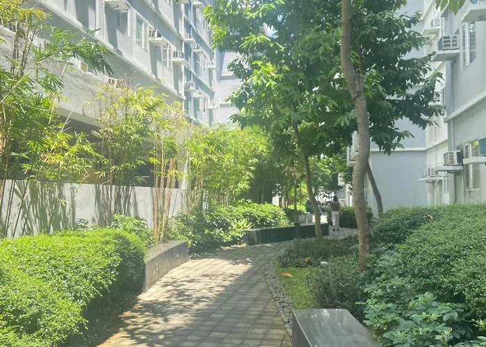 Aparthotel Trees Residences By Florales Staycation